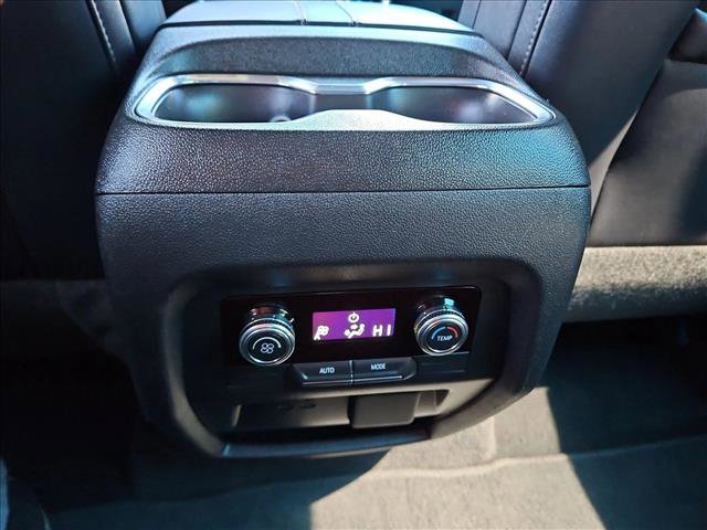 Certified 2024 GMC Acadia Elevation FWD image 17