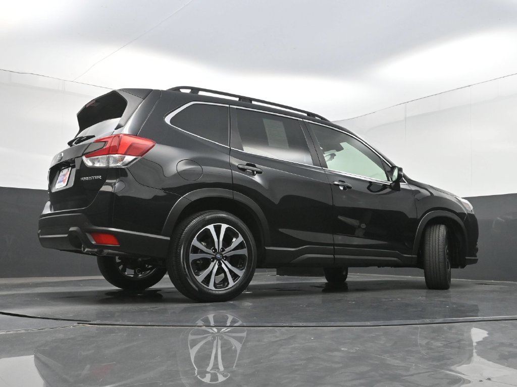 Used 2024 Subaru Forester Limited AWD/4WD image 31