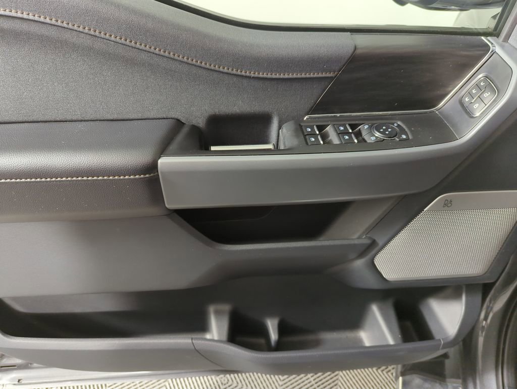 Used 2024 Ford F150 Lariat w/ FX4 Off-Road Package image 9