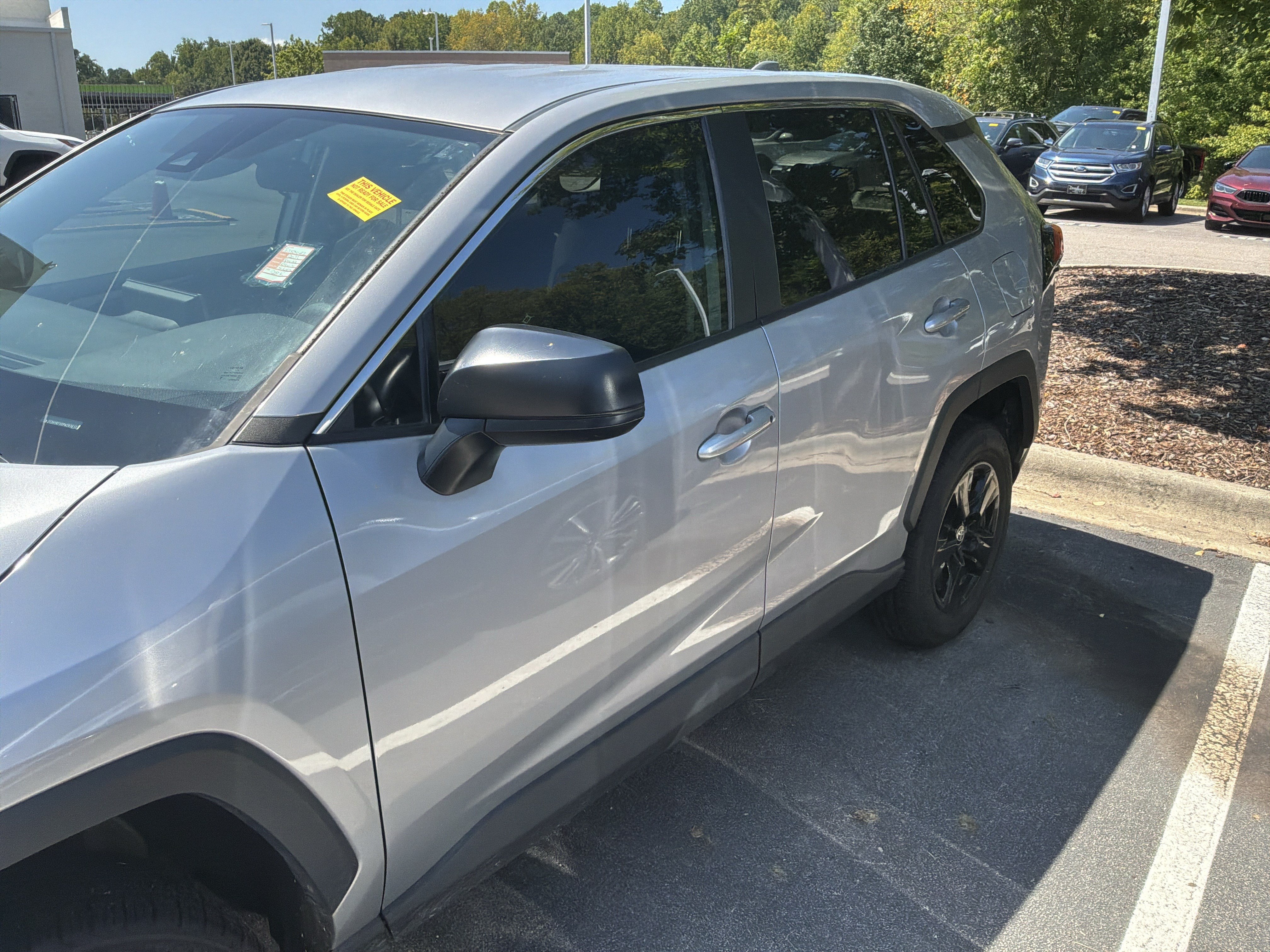 Used 2023 Toyota RAV4 LE FWD image 5