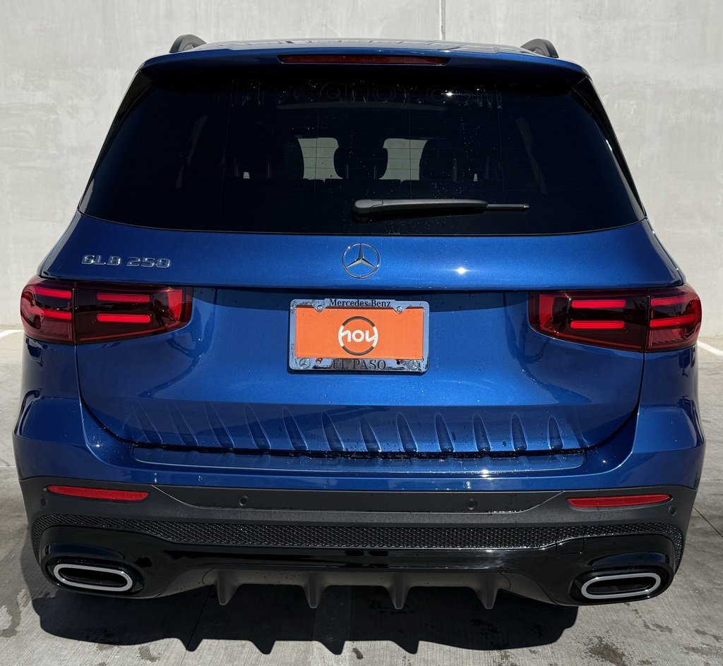 Used 2024 Mercedes-Benz GLB 250 image 4