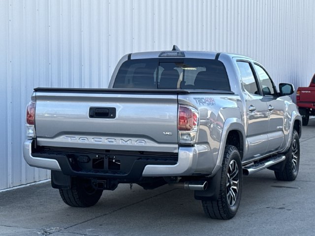 Used 2021 Toyota Tacoma TRD Sport AWD/4WD image 4
