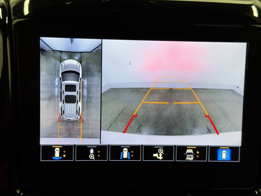 Certified 2023 Chevrolet Traverse RS w/ LPO, Floor Liner Package image 16