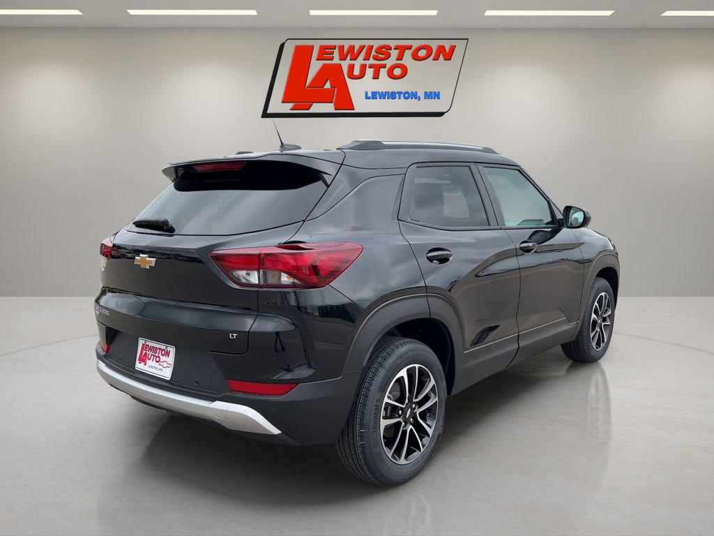New 2026 Chevrolet TrailBlazer LT w/ LT Cold Weather Package AWD/4WD image 5