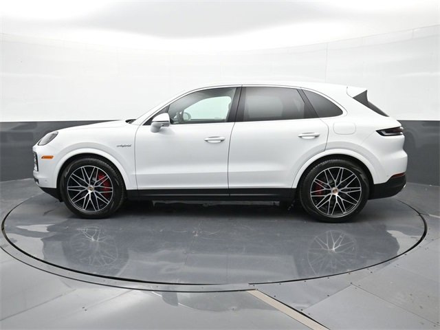 New 2025 Porsche Cayenne S image 2