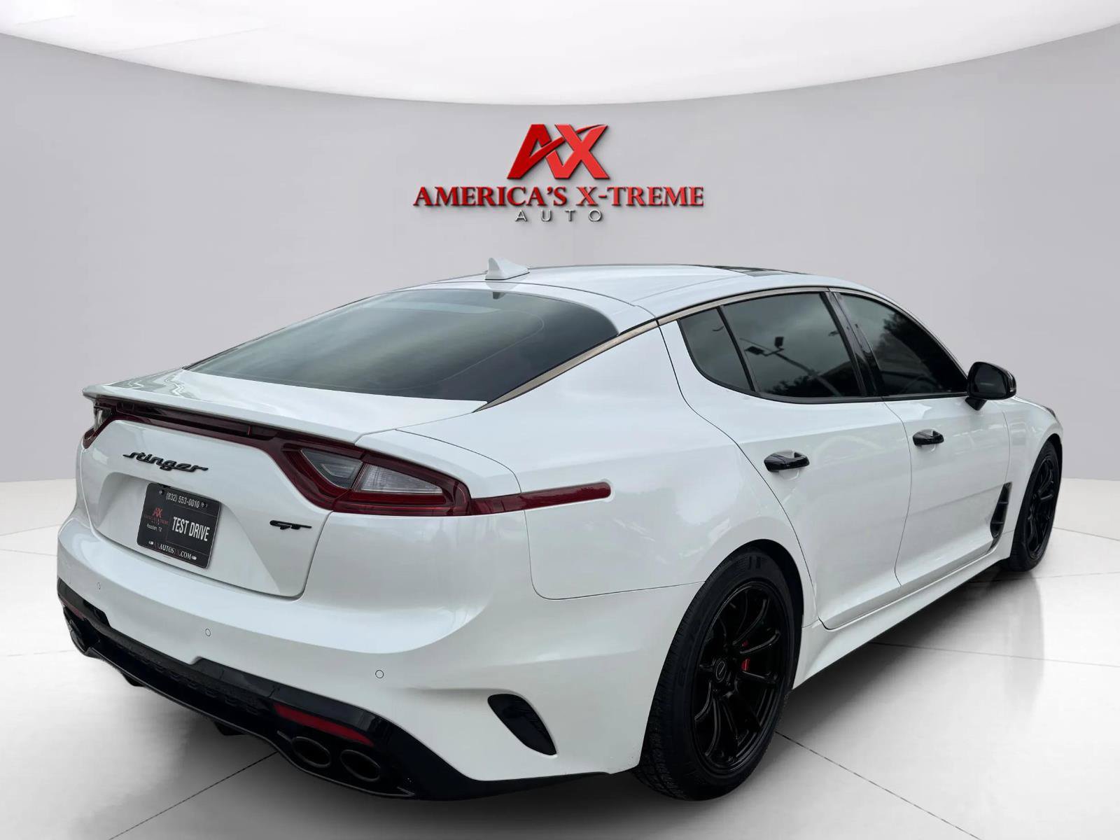 Used 2021 Kia Stinger GT1 RWD image 6