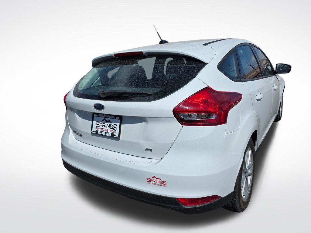 Used 2016 Ford Focus SE w/ SE Power Seat Package FWD image 5