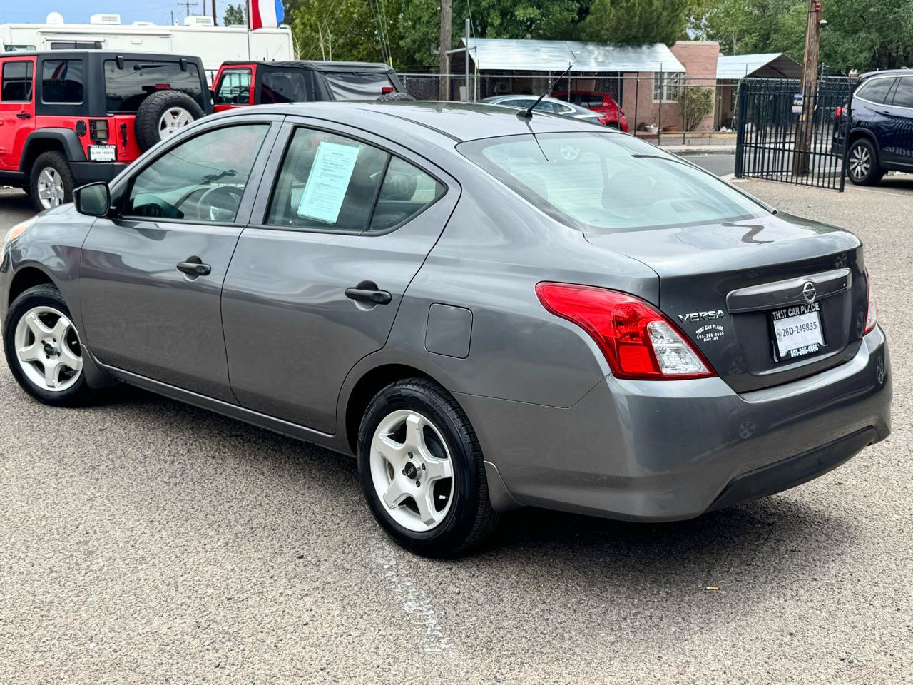 Used 2017 Nissan Versa S FWD image 6