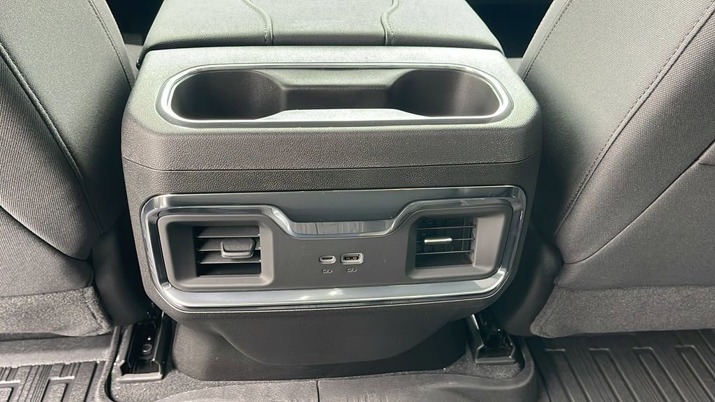 New 2026 GMC Sierra 1500 Elevation image 16