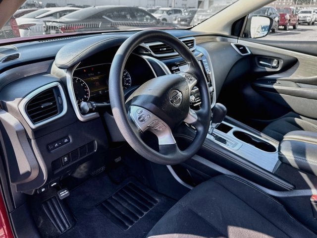 Used 2018 Nissan Murano S AWD/4WD image 9