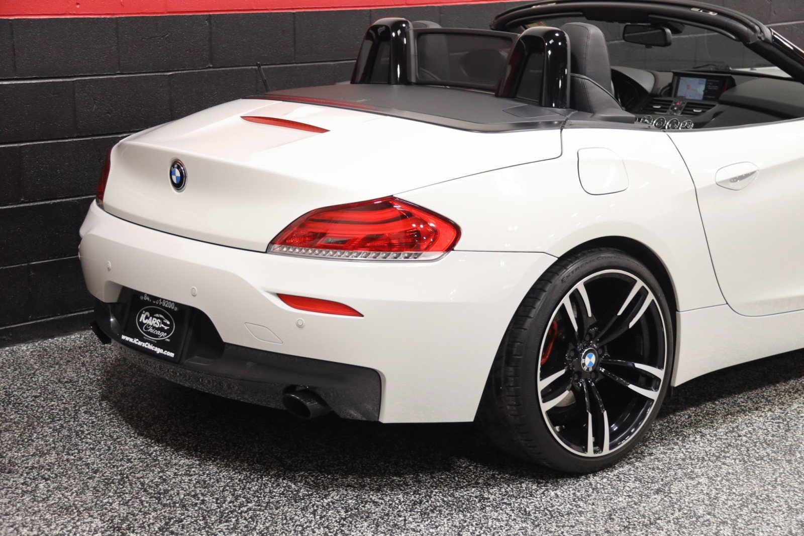 Used 2014 BMW Z4 sDrive35i image 10