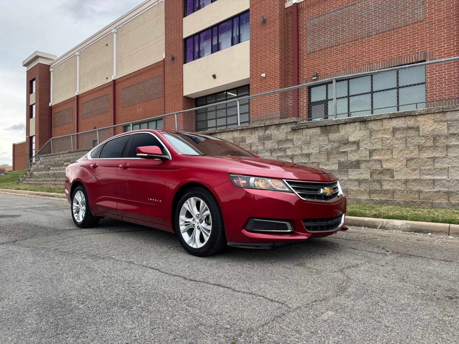 Used 2015 Chevrolet Impala LT w/ Convenience Package image 29