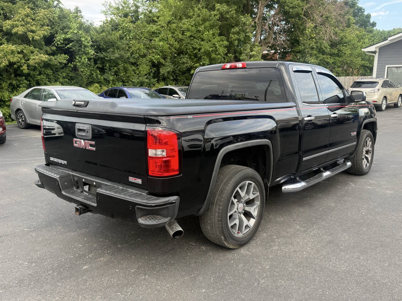 Used 2014 GMC Sierra 1500 SLT w/ All-Terrain Package AWD/4WD image 5