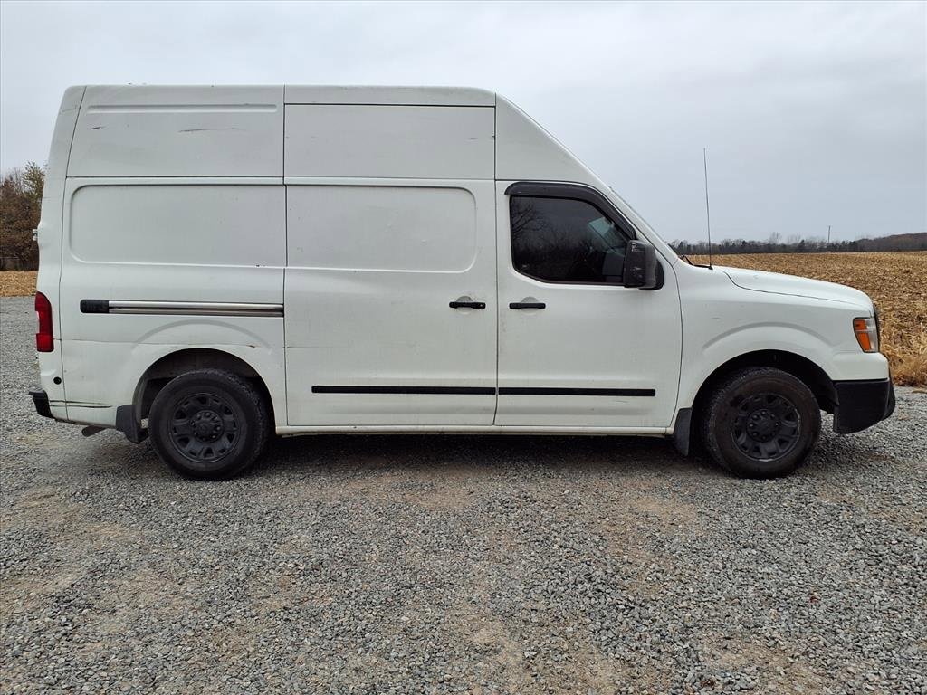 Used 2013 Nissan NV 2500 S w/ PWR Basic Package & Tow Pkg image 3