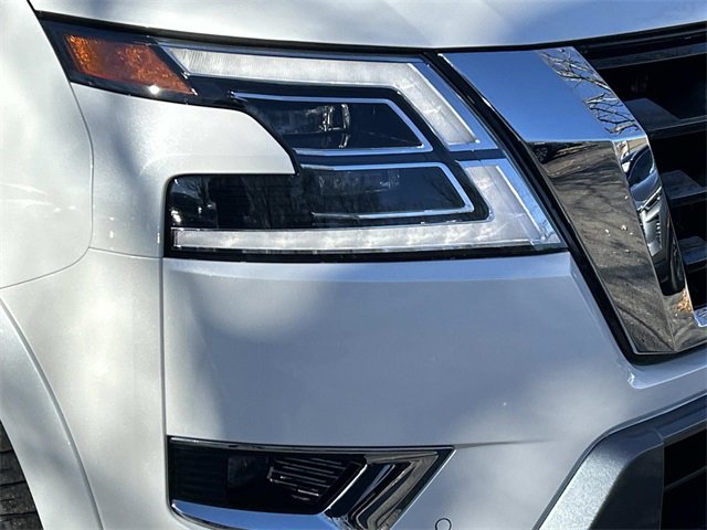 Used 2024 Nissan Armada Platinum w/ Cargo Package image 9