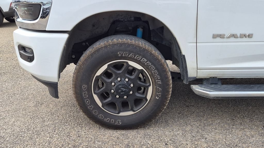Used 2025 RAM 2500 Laramie AWD/4WD image 7