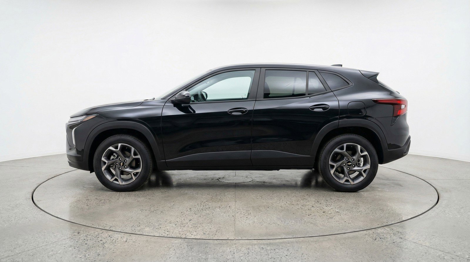 Used 2025 Chevrolet Trax LT image 5
