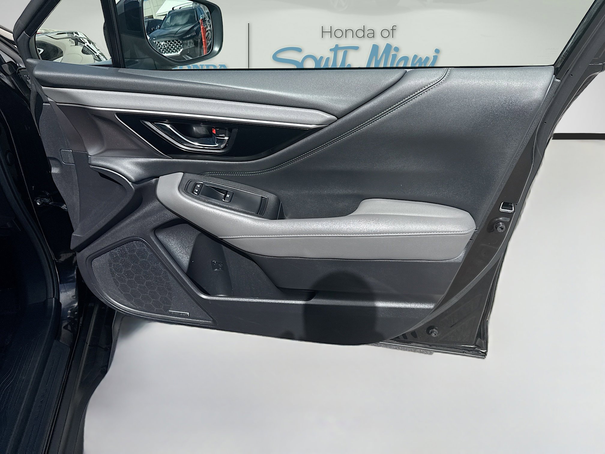 Used 2024 Subaru Outback Onyx Edition image 33