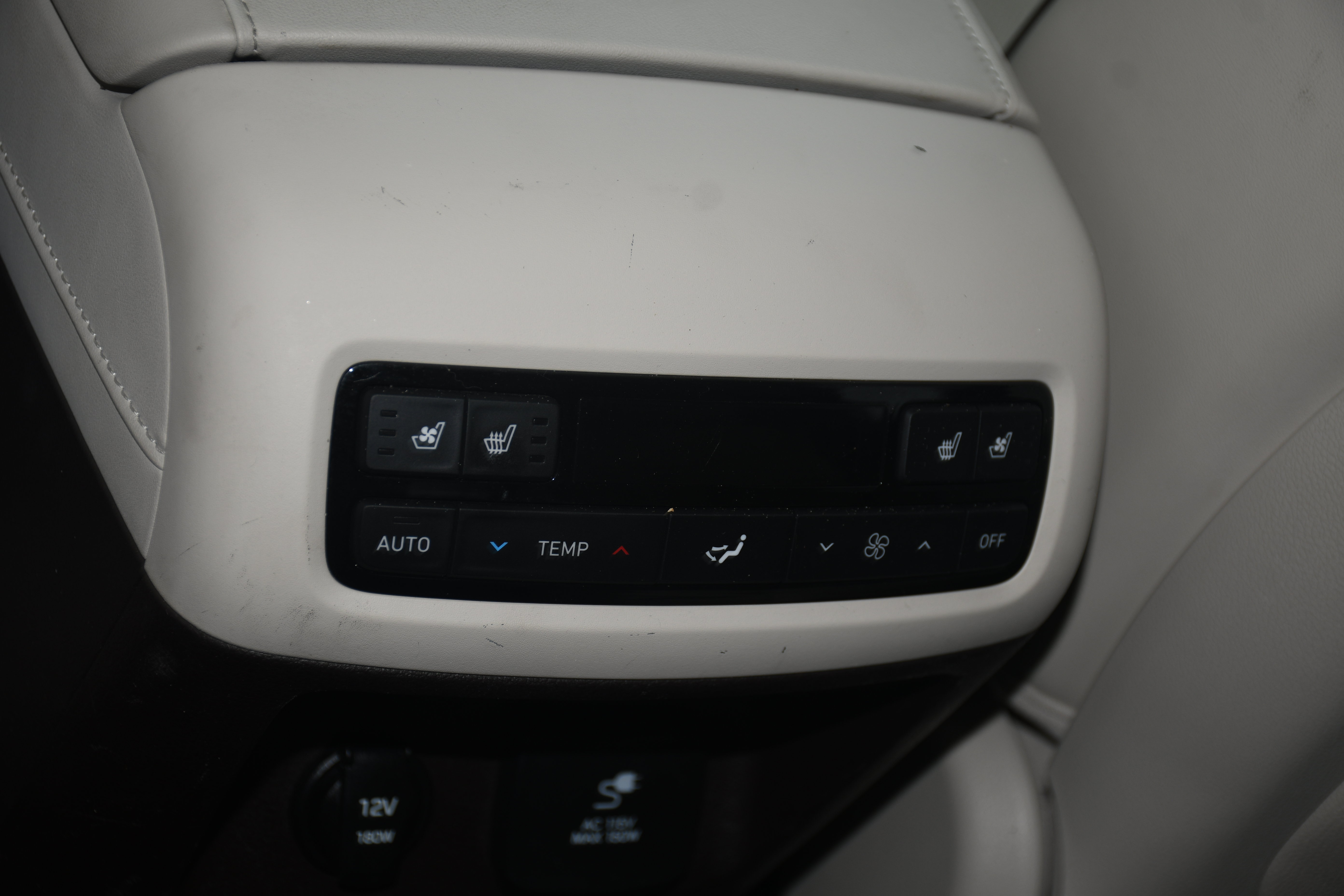 Used 2020 Hyundai Palisade Limited FWD image 18