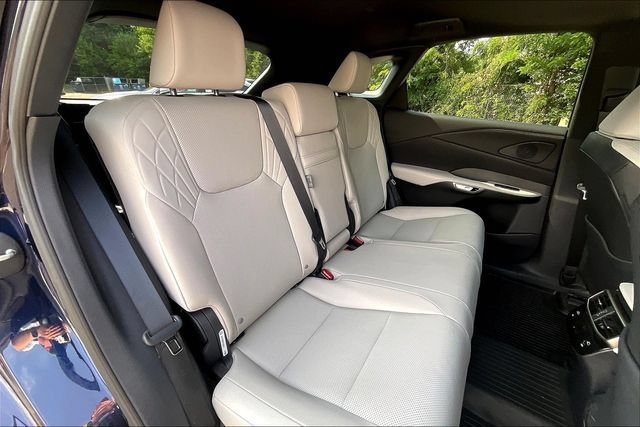 Certified 2024 Lexus RX 350 Premium w/ Accessory Package AWD/4WD image 25