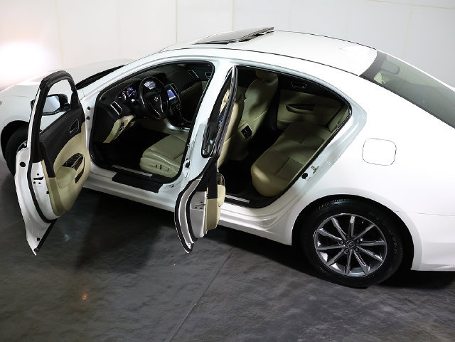 Certified 2020 Acura TLX w/ Technology Package FWD image 5