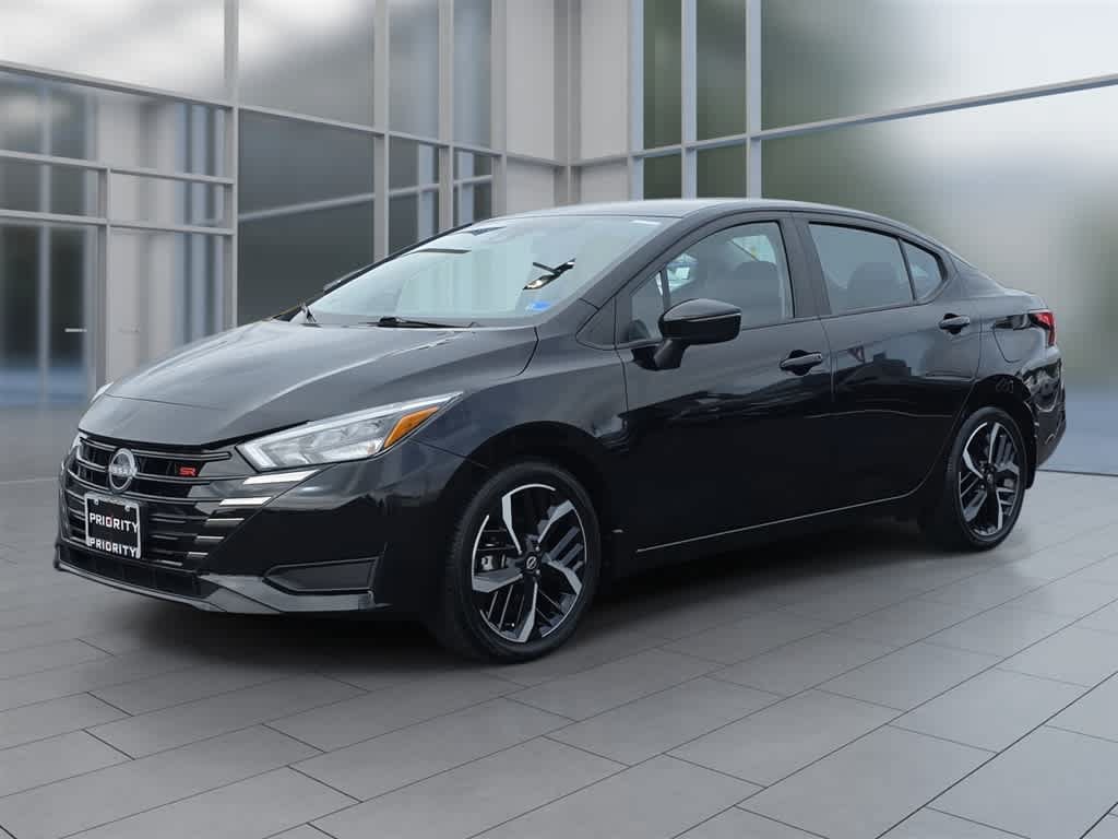 Used 2024 Nissan Versa SR w/ Trunk Package FWD image 1