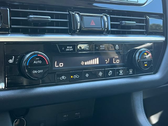 Used 2023 Nissan Pathfinder SL w/ SL Premium Package AWD/4WD image 26