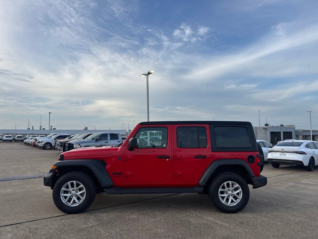 Used 2023 Jeep Wrangler Unlimited Sport AWD/4WD image 11