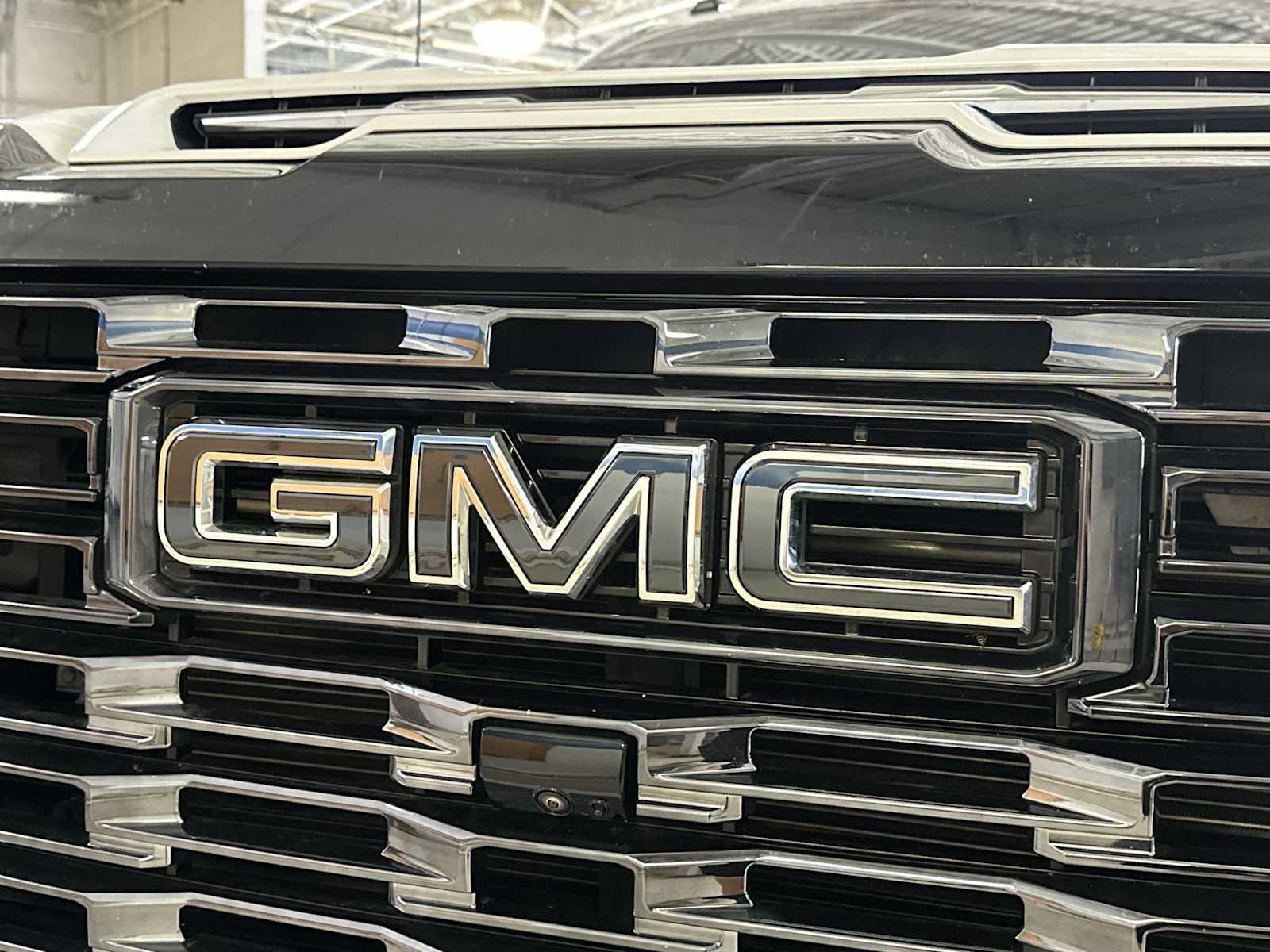 Certified 2025 GMC Sierra 2500 Denali Ultimate AWD/4WD image 12