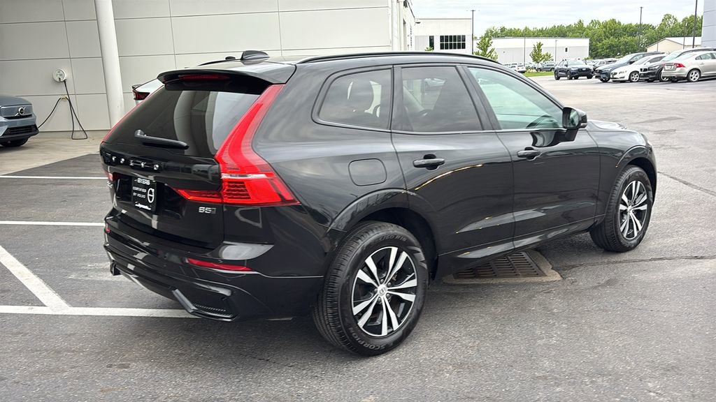 Used 2025 Volvo XC60 B5 Core AWD/4WD image 28
