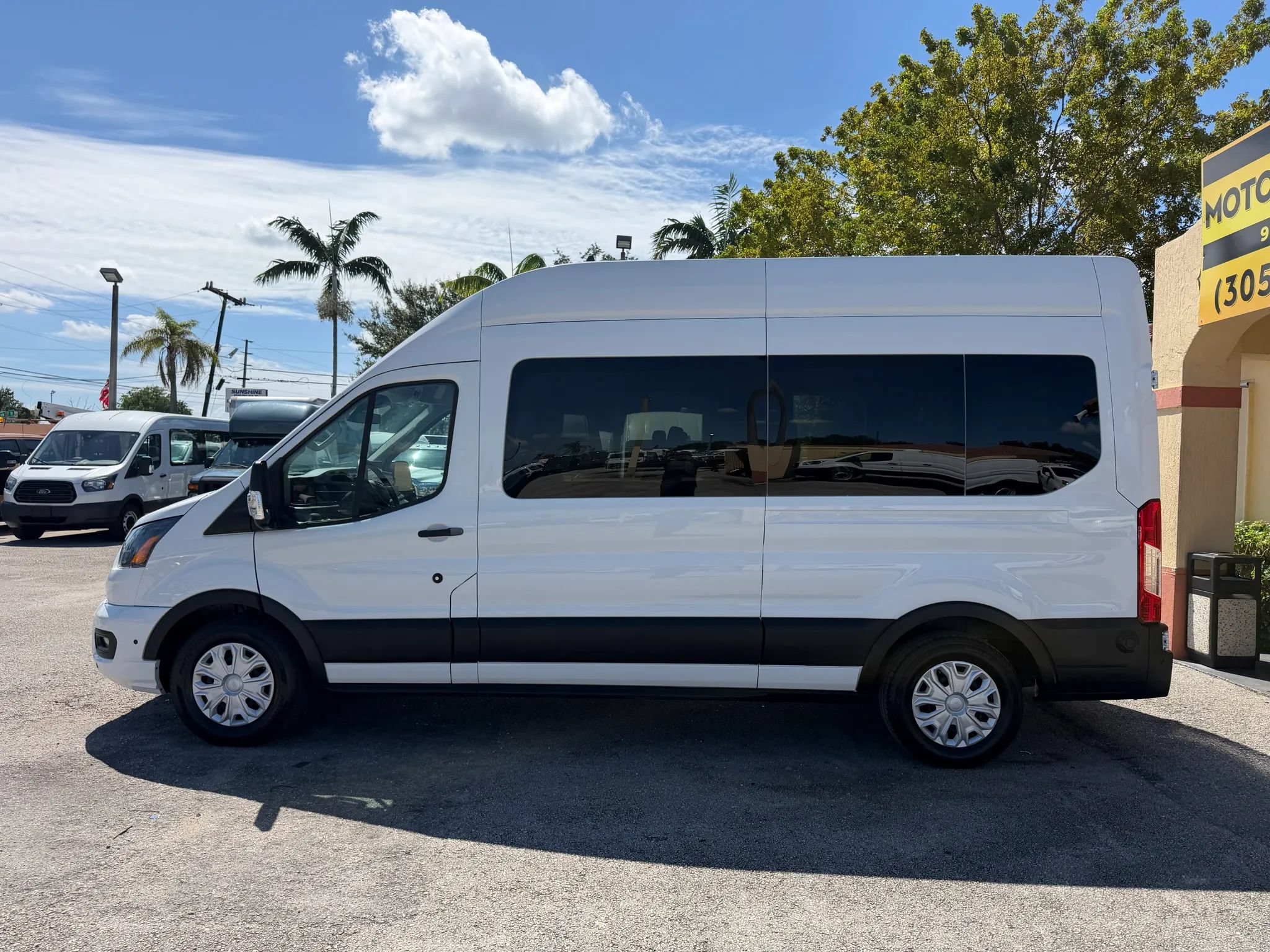 Used 2024 Ford Transit 350 148 High Roof Wagon RWD image 2