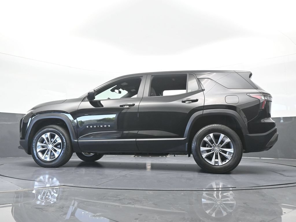 Used 2026 Chevrolet Equinox LT FWD image 57