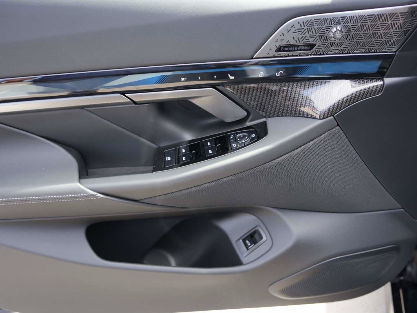 New 2026 BMW i5 M60 AWD/4WD image 13