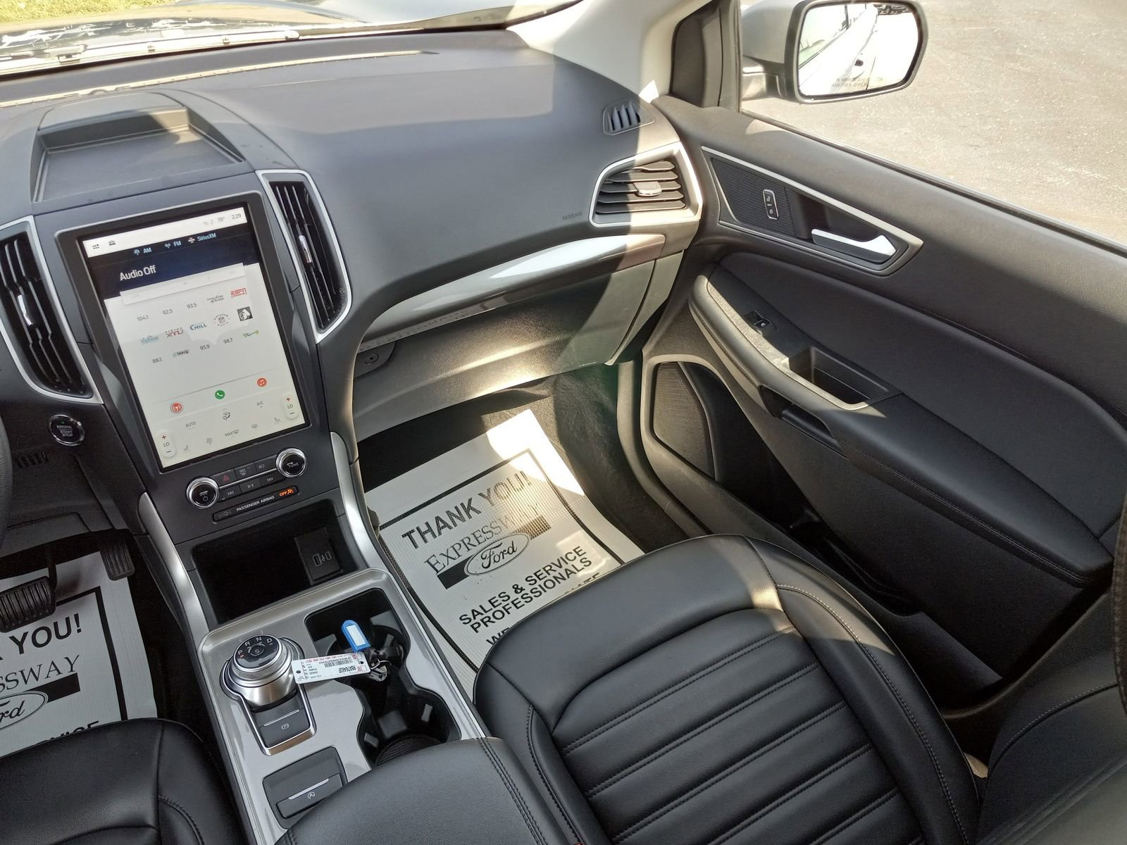 Used 2024 Ford Edge SEL image 17