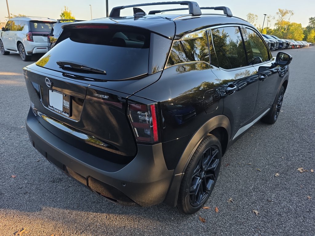 New 2027 Nissan Kicks SR w/ SR Premium Package FWD image 10