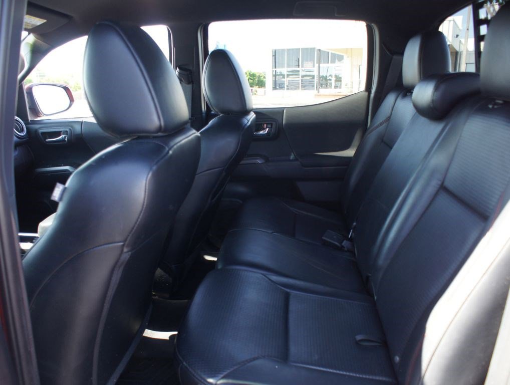 Used 2017 Toyota Tacoma TRD Pro AWD/4WD image 15