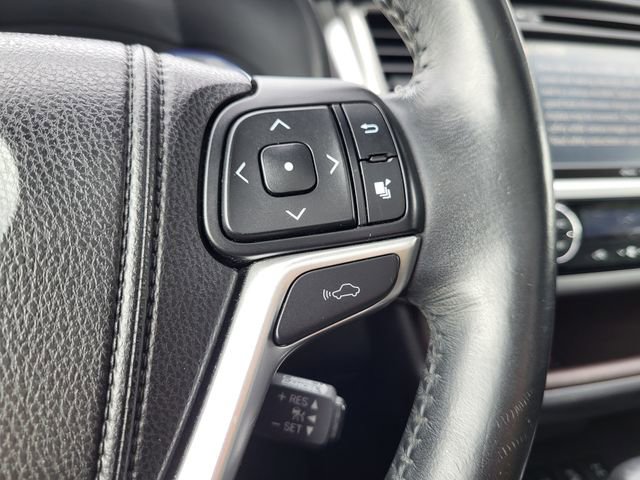 Used 2015 Toyota Highlander Limited Platinum image 22