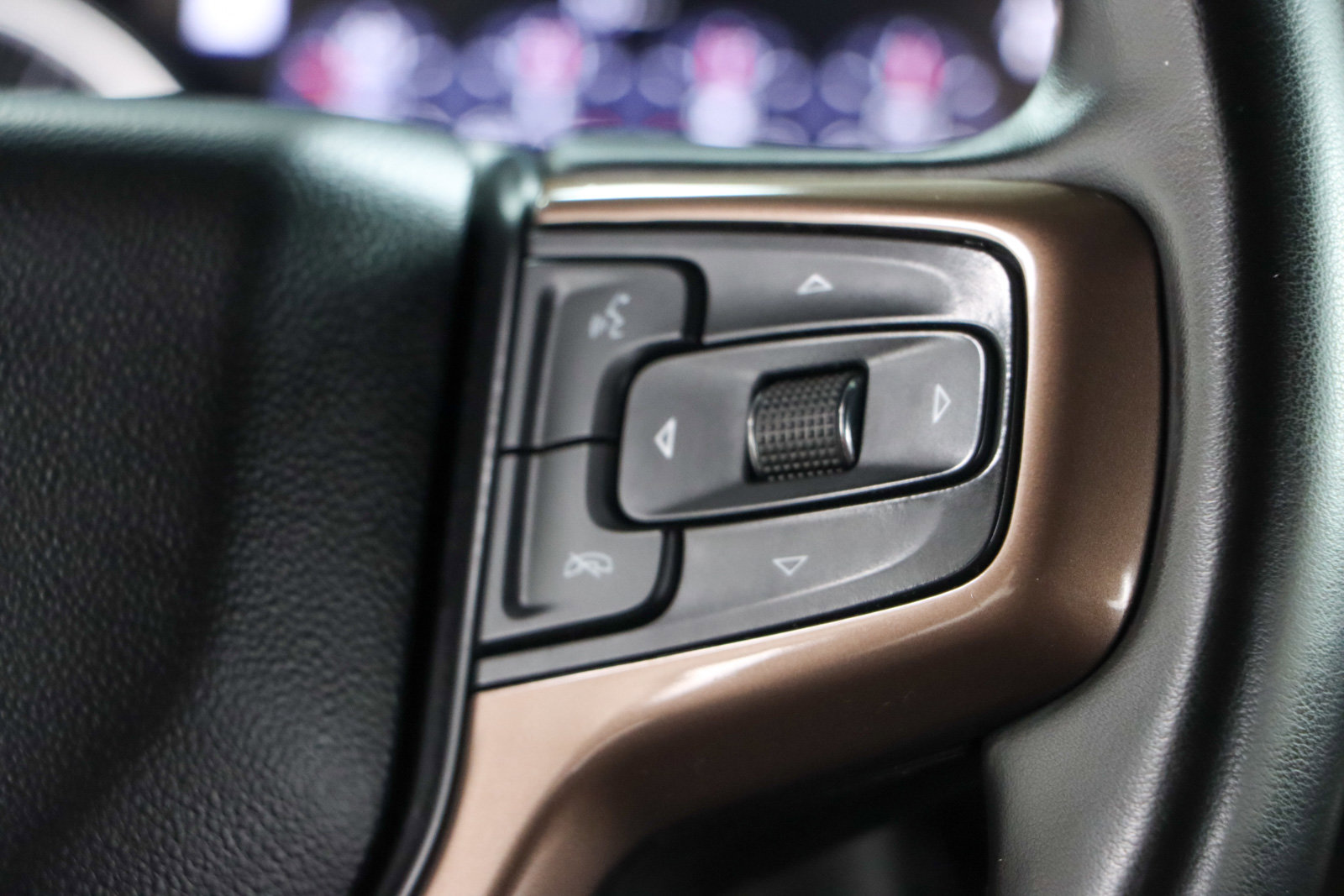 Used 2023 Chevrolet Silverado 2500 High Country w/ Technology Package image 15