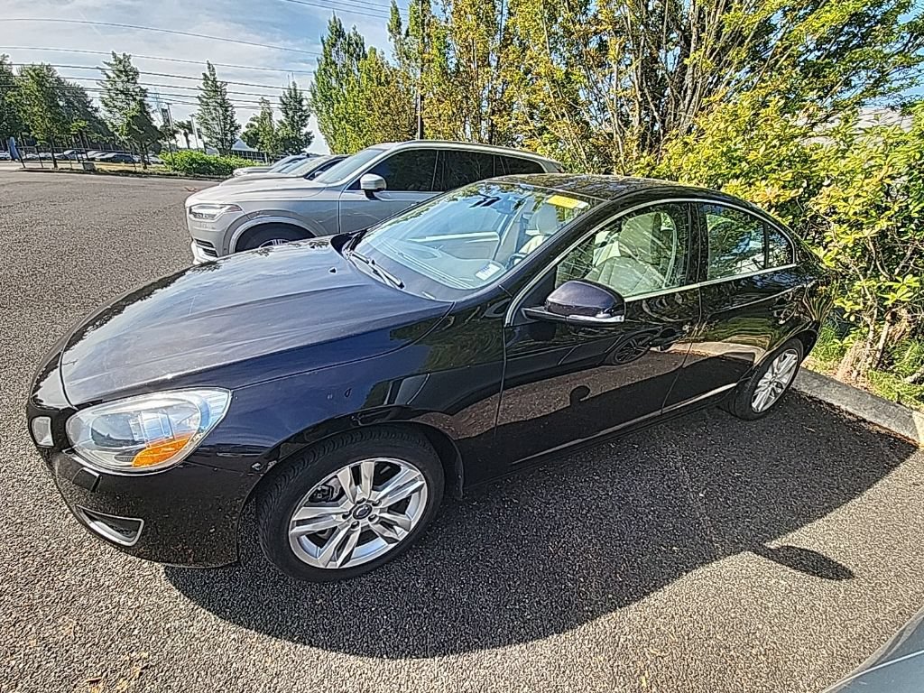 Used 2012 Volvo S60 T5 FWD image 1