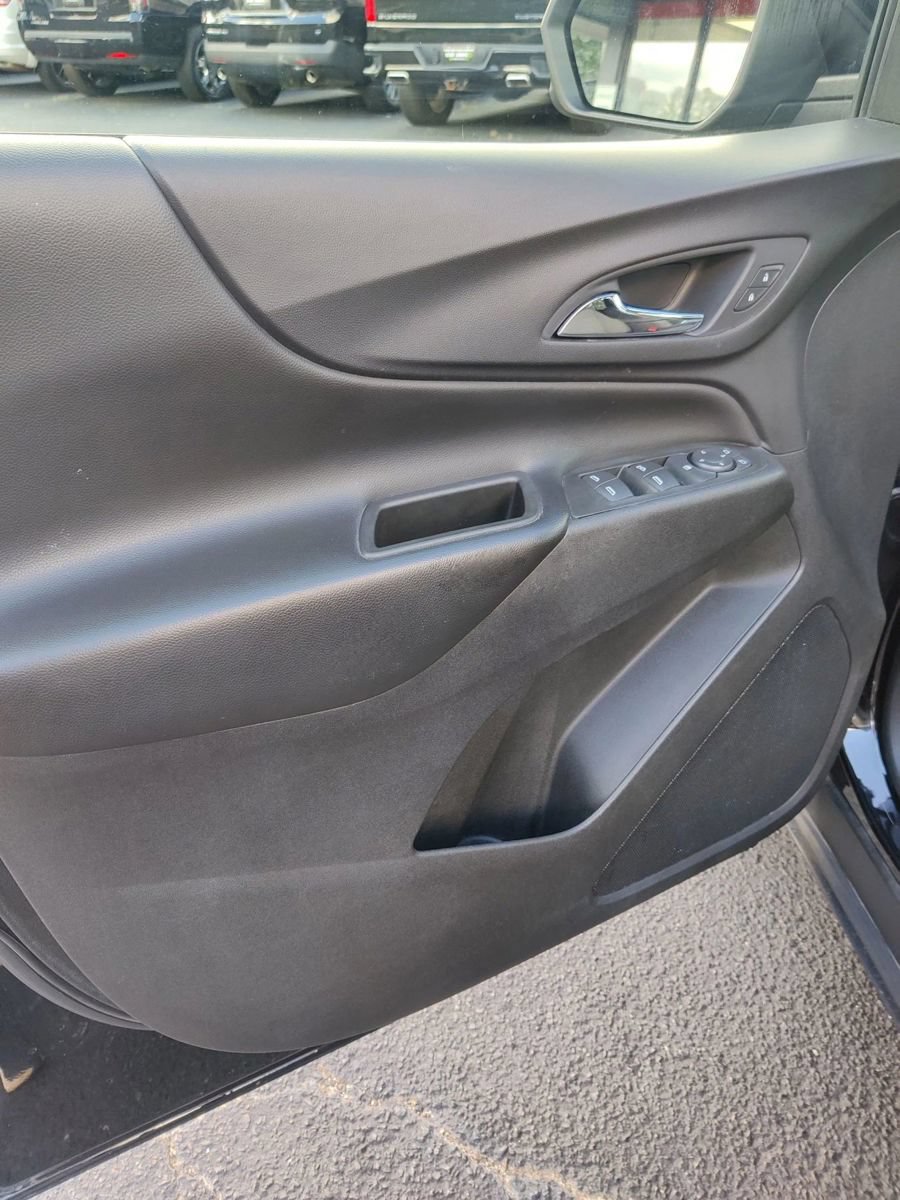 Used 2022 Chevrolet Equinox LT FWD image 25