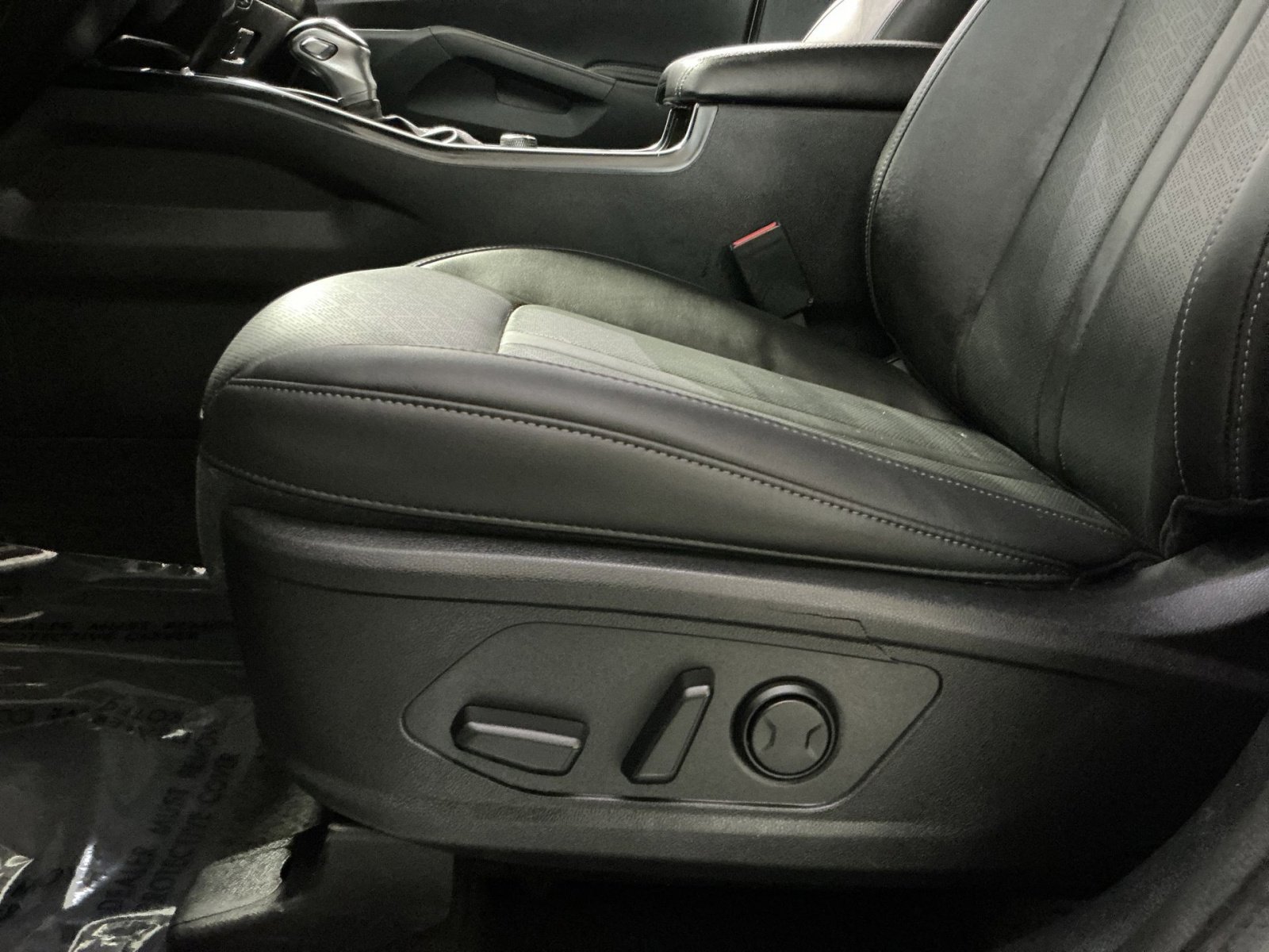 Used 2022 Kia Sorento S FWD image 15