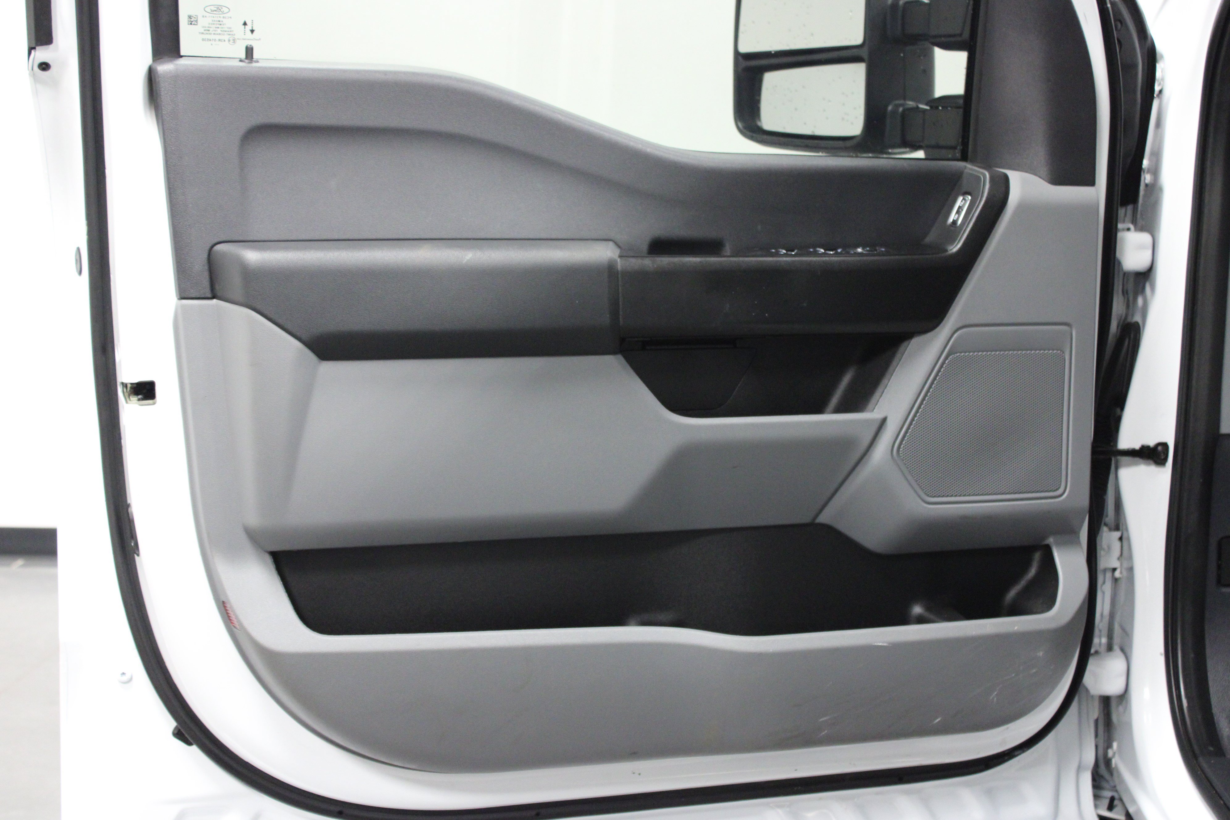 Used 2024 Ford F350 XL w/ 360-Degree Camera Package RWD image 11