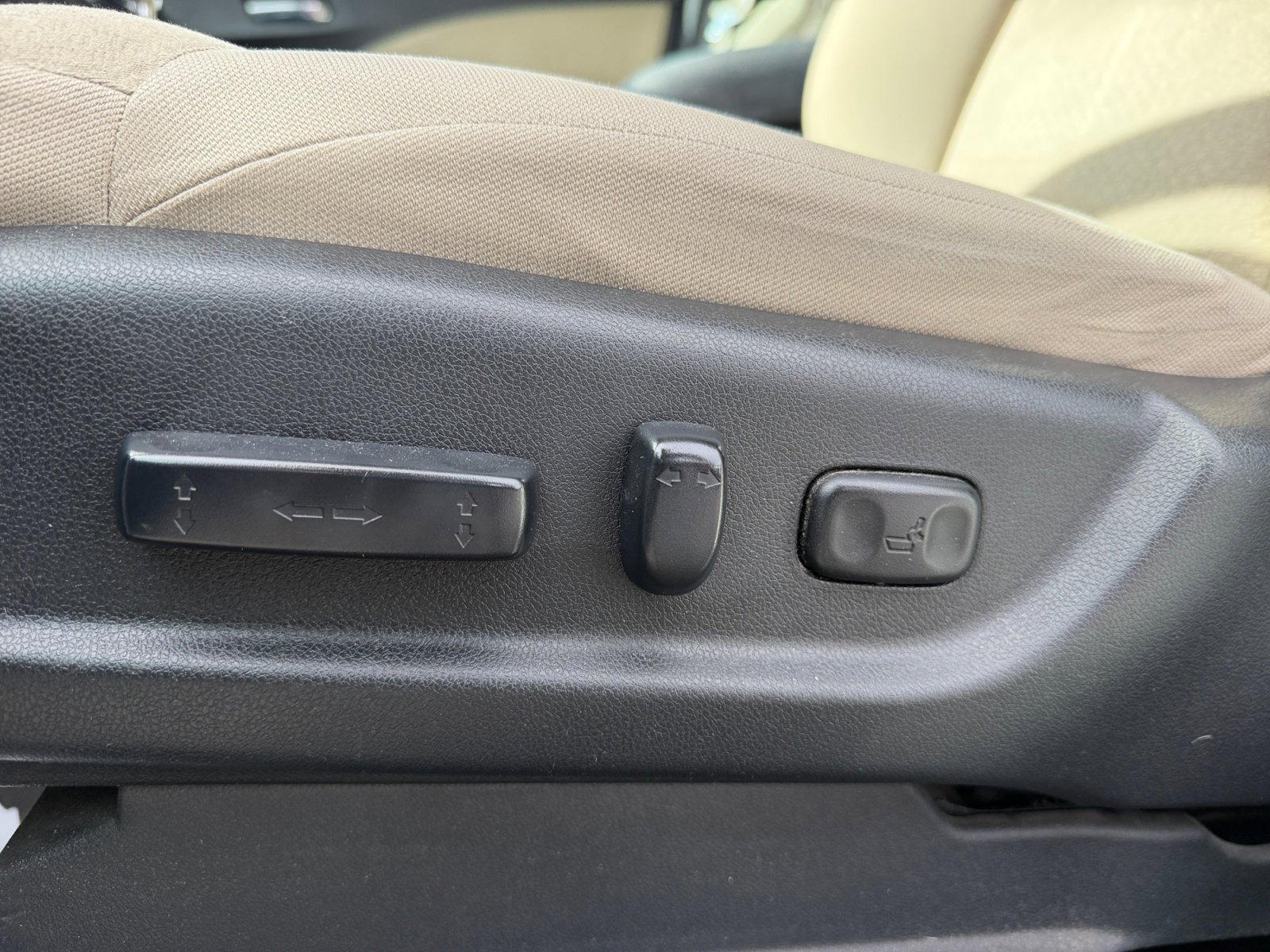 Used 2015 Honda CR-V EX image 14