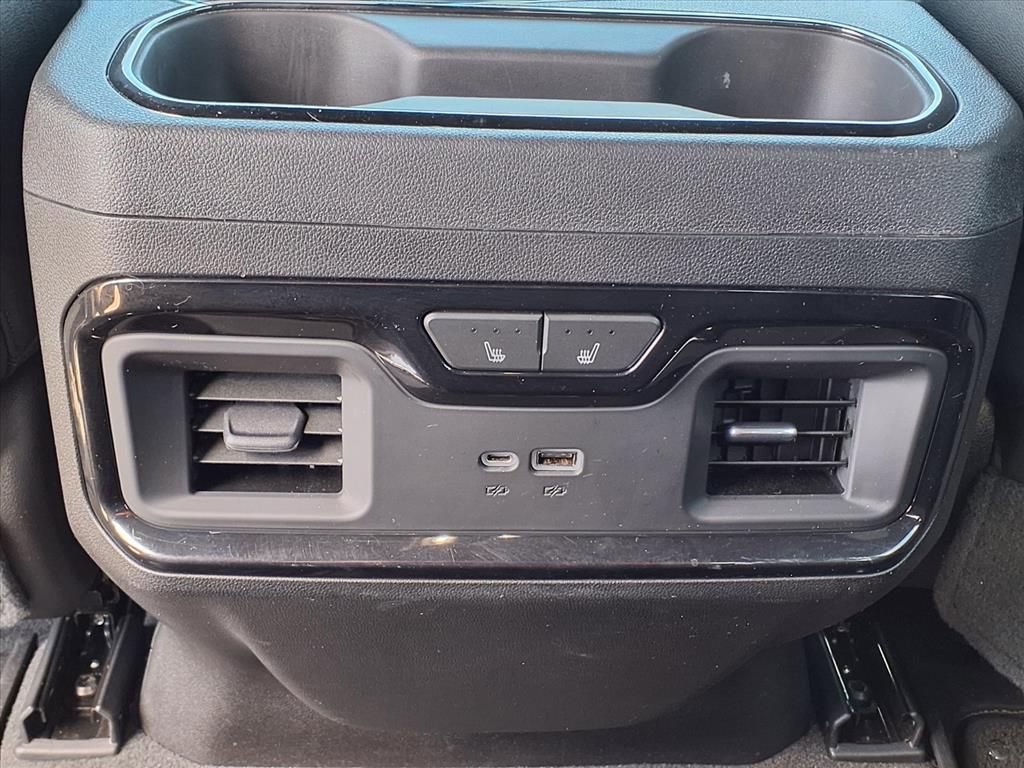 Used 2022 GMC Sierra 1500 AT4 w/ AT4 Premium Package image 16