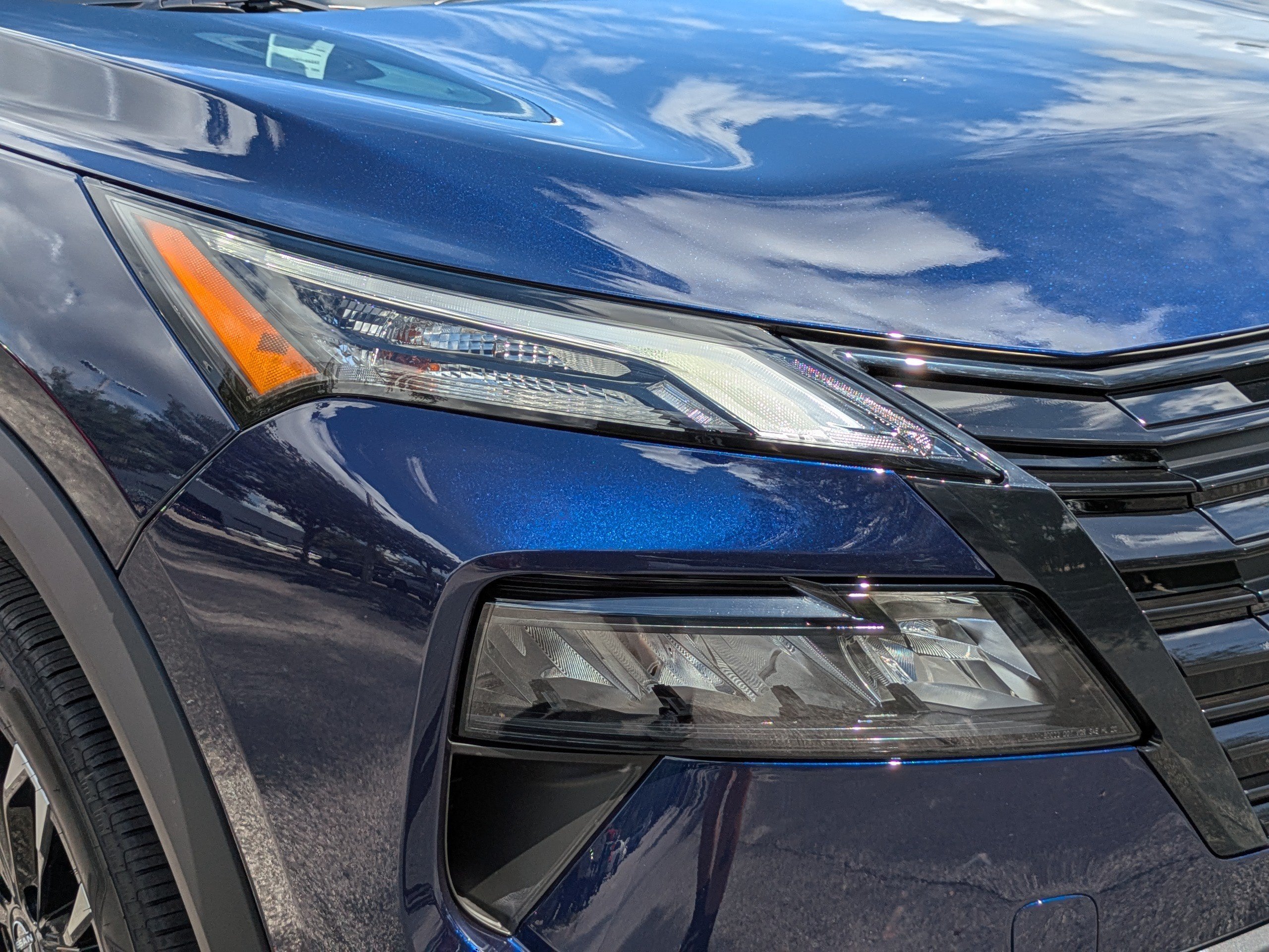 New 2026 Nissan Rogue Dark Armor FWD image 10