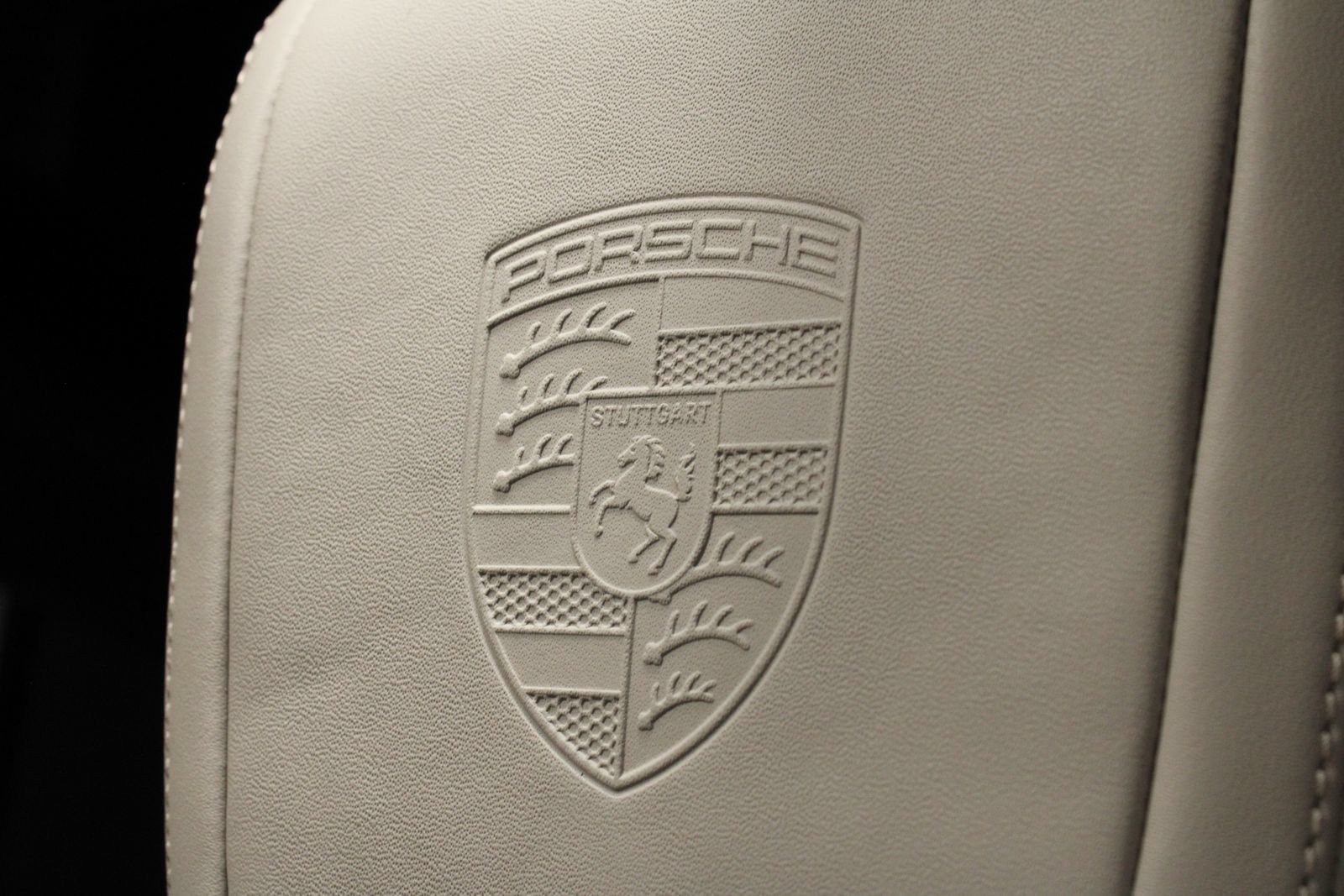 Used 2026 Porsche Cayenne Electric AWD/4WD image 56