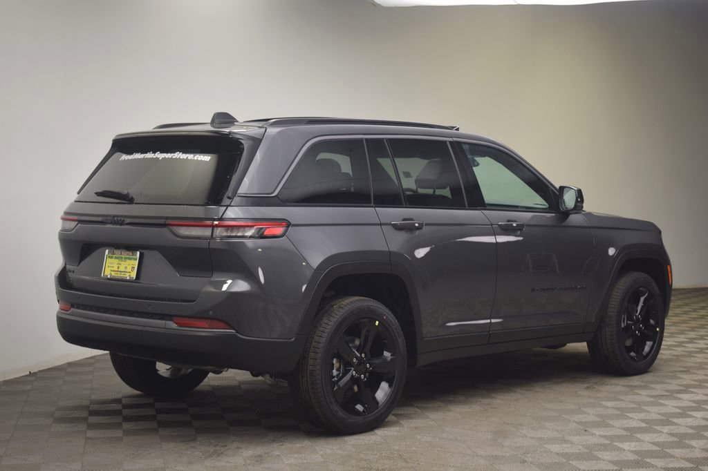 New 2026 Jeep Grand Cherokee Limited image 5