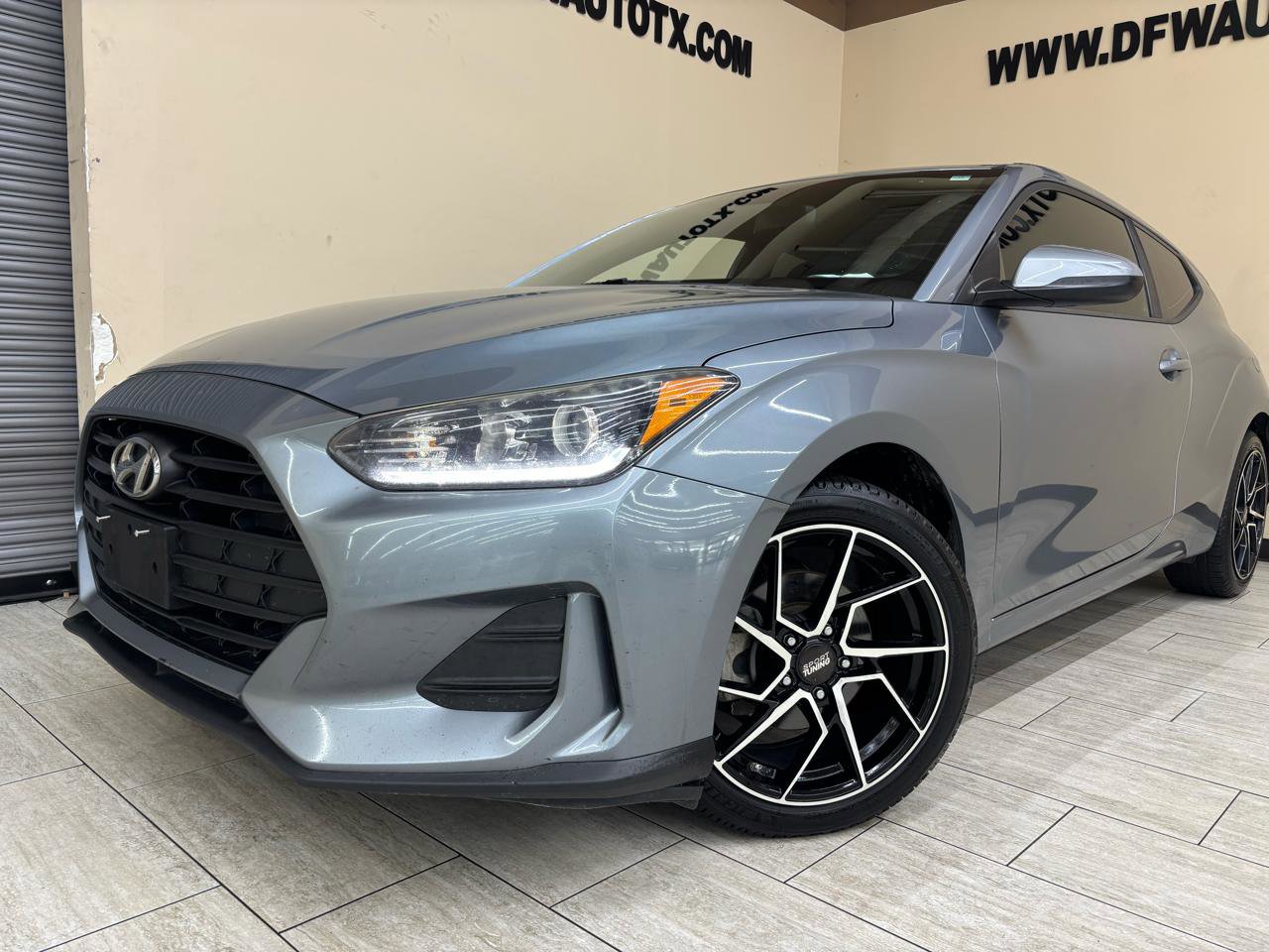Used 2019 Hyundai Veloster 2.0 FWD image 1