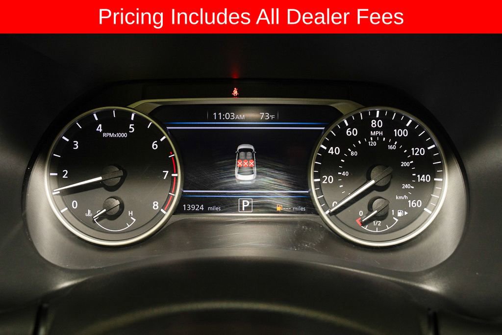 Certified 2025 Nissan Sentra SR FWD image 17