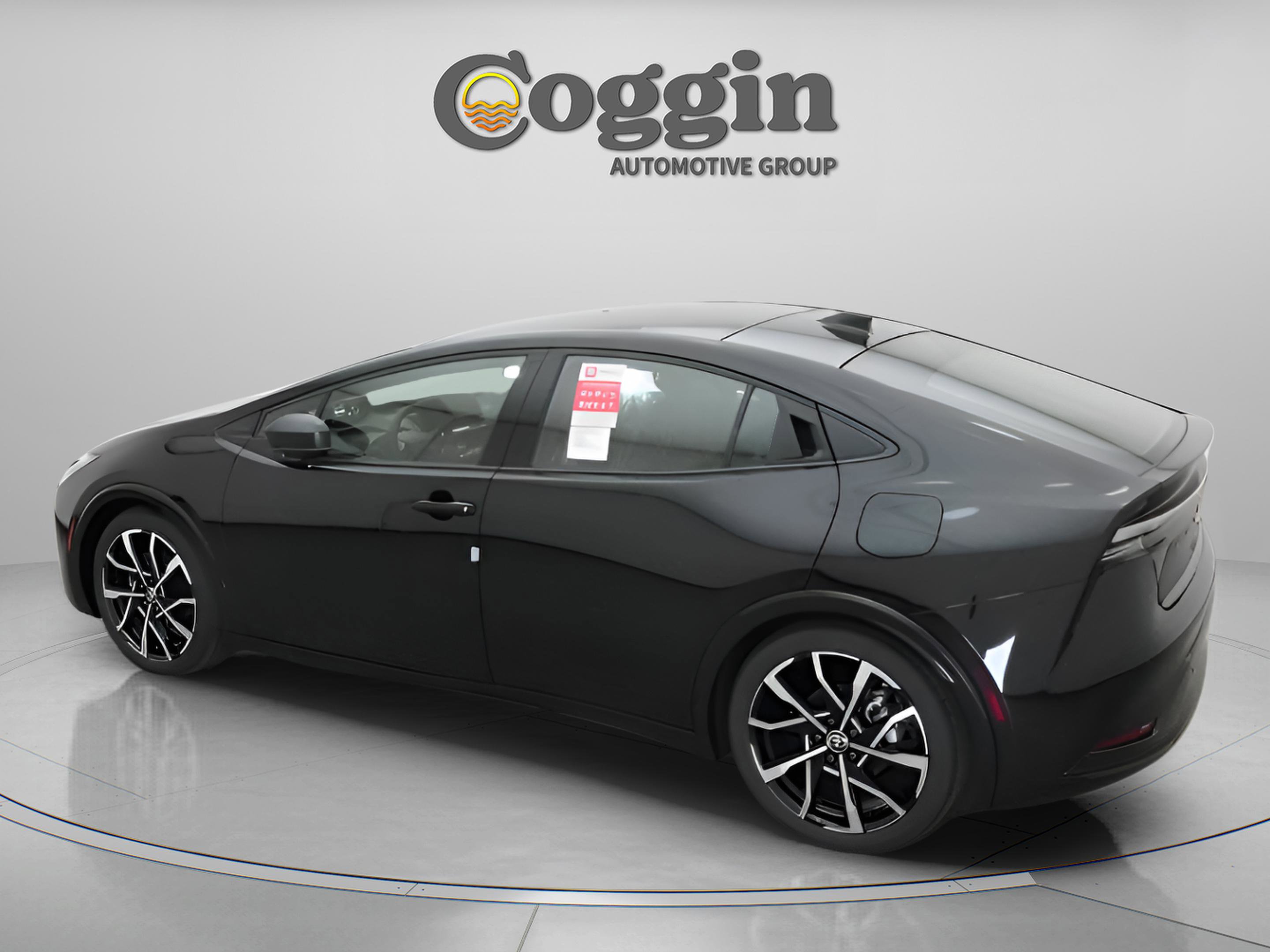 New 2026 Toyota Prius Plug-In Hybrid FWD image 9